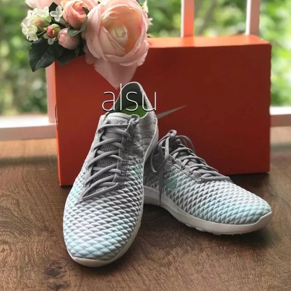 NWT Nike Free TR Flyknit 2 Glacier Ice WMNS - Picture 5 of 7